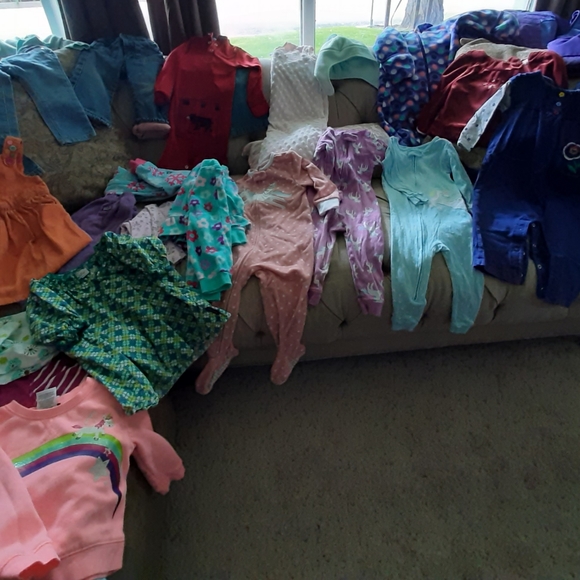 Girls fall/ winter clothes size 12-18 months - Picture 1 of 16